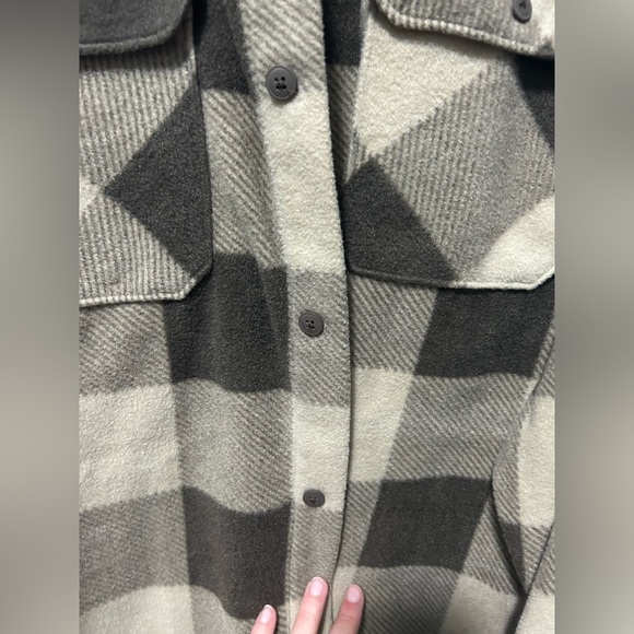 Wrangler Authentic Men’s Long Sleeve Plaid Fleece Button Down Shirt Jacket - Picture 7 of 11